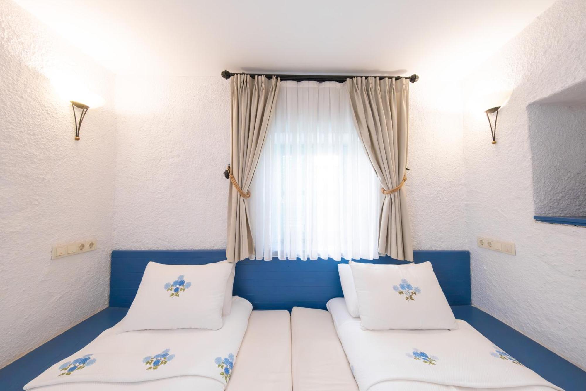 Sigacik Gardenya Buti̇K Otel Exterior foto