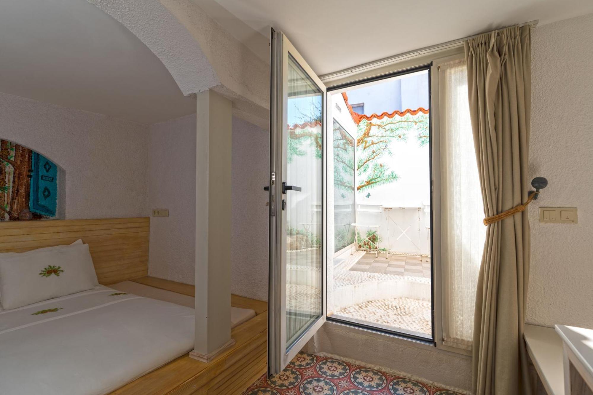 Sigacik Gardenya Buti̇K Otel Exterior foto